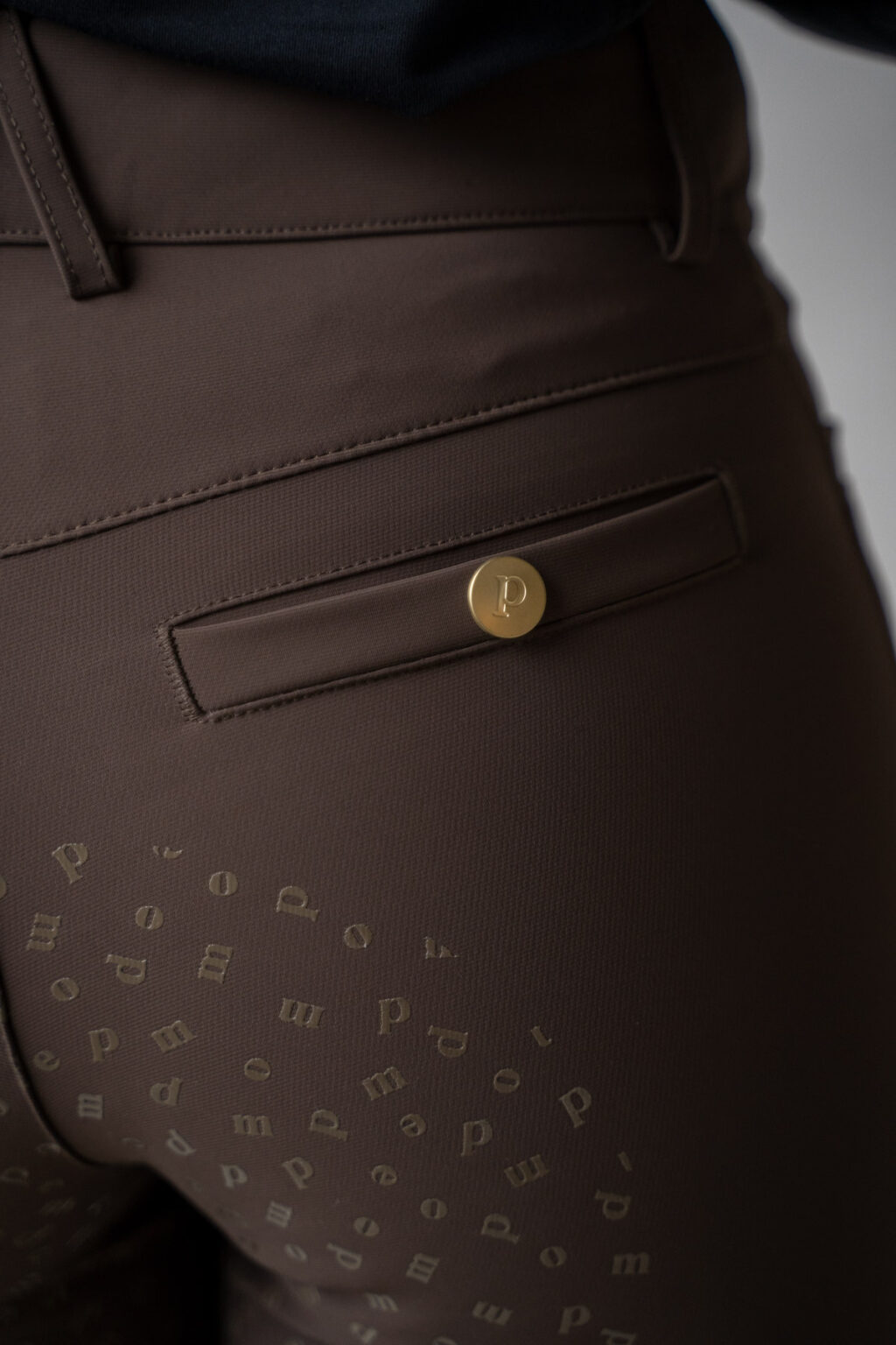 Nellie Chocolate Classic, Breeches - Image 4