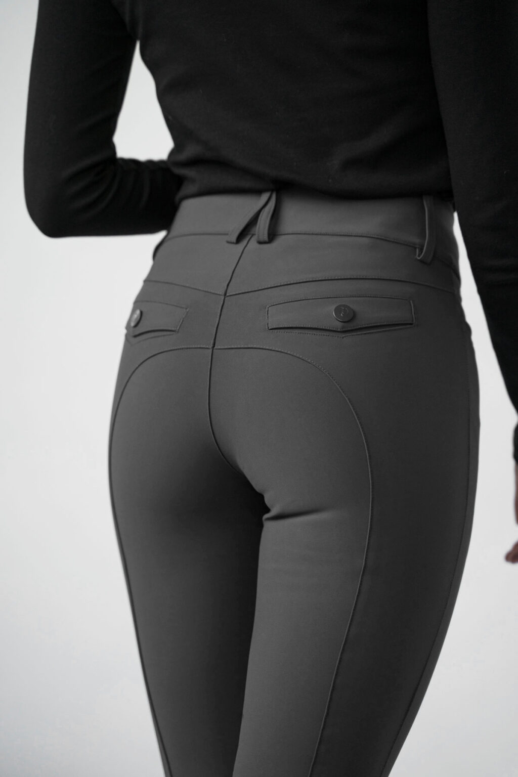 Ava Dark Shadow Classic, Breeches - Image 4