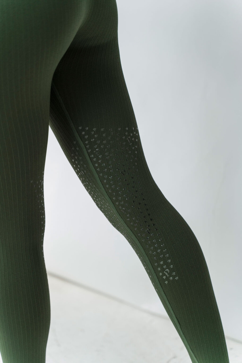 Wendy Forest Green, Riding Leggings Seamless Rib - Image 6
