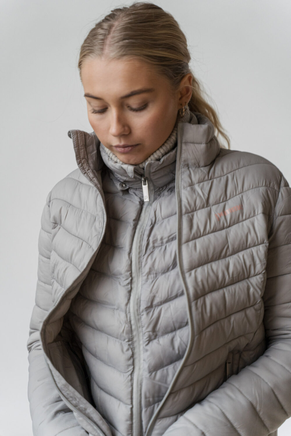 Ingrid, Grey Drizzle Light Vest - Image 7