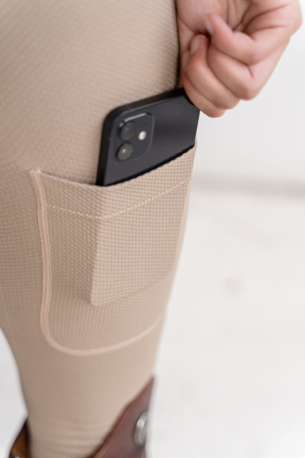 Ines Cobblestone, Riding Leggings - Image 5