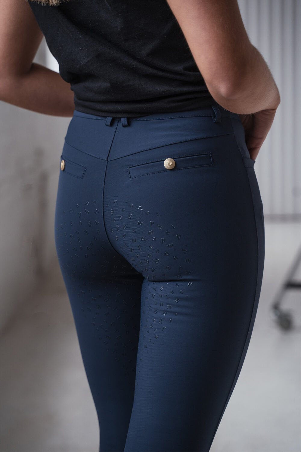 Nellie Navy Classic Riding Set - Image 5
