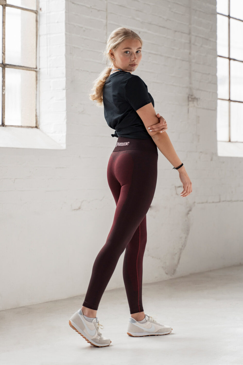 Sandy Burgundy, Riding Leggings Seamless No Grip - Image 4