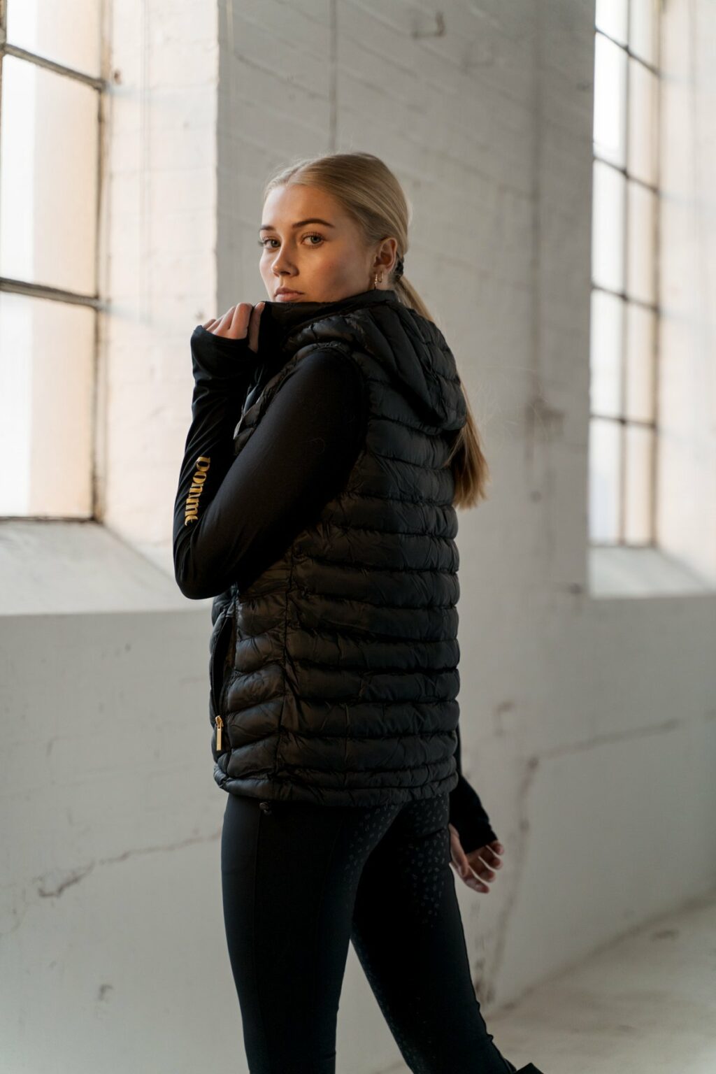 Ingrid, Black Light Vest - Image 3