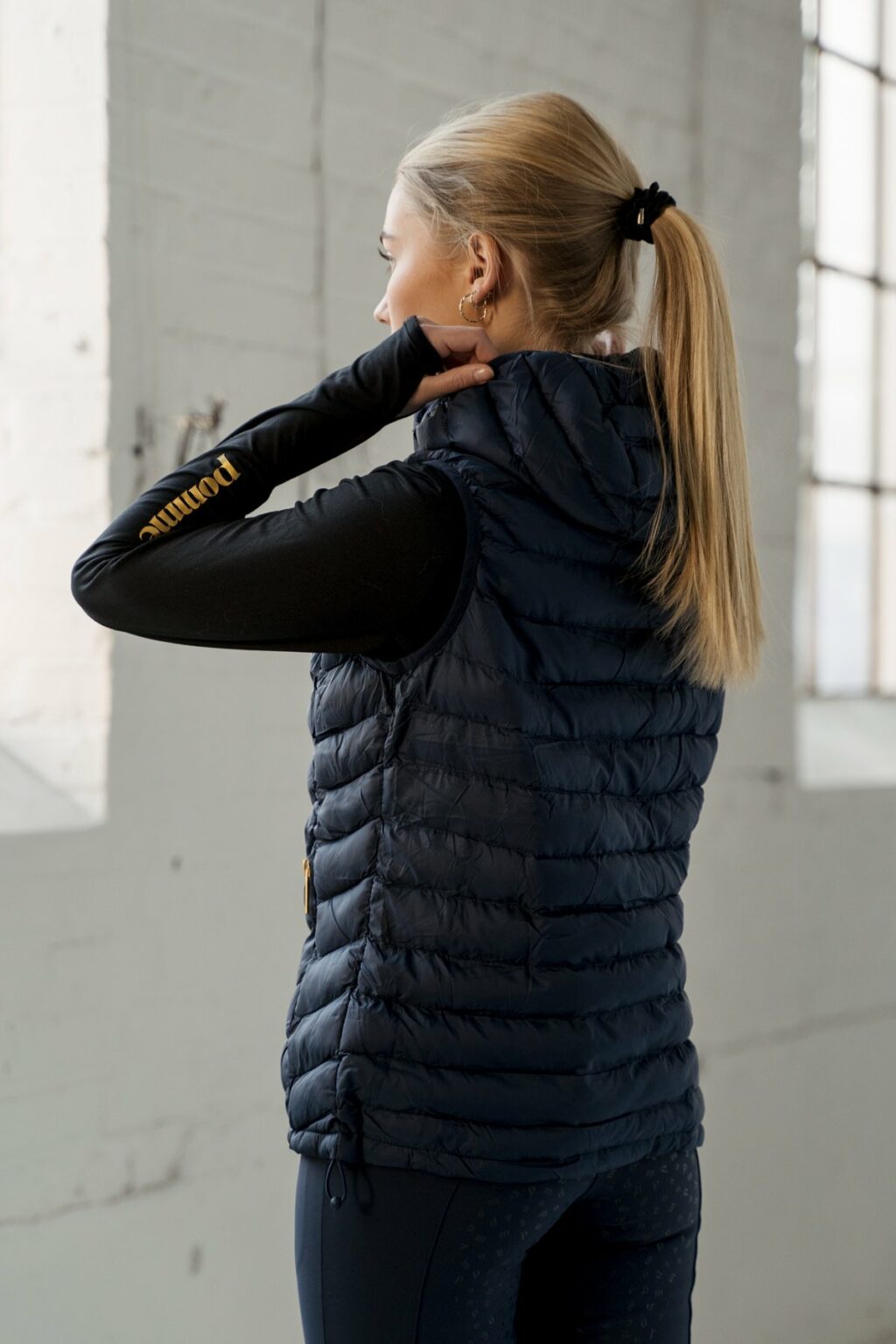 Ingrid, Navy Light Vest - Image 7