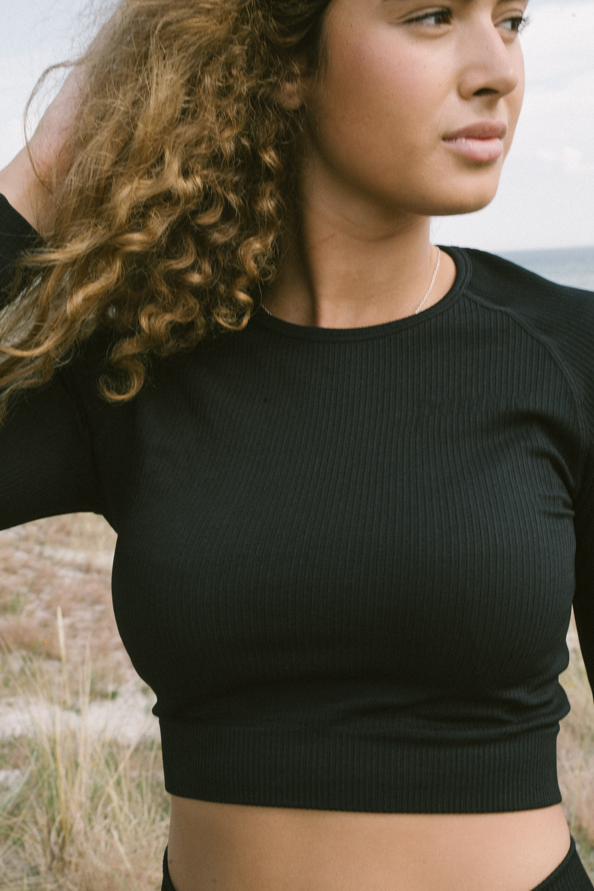 Elsa Seamless Crop Top, Black - Image 5
