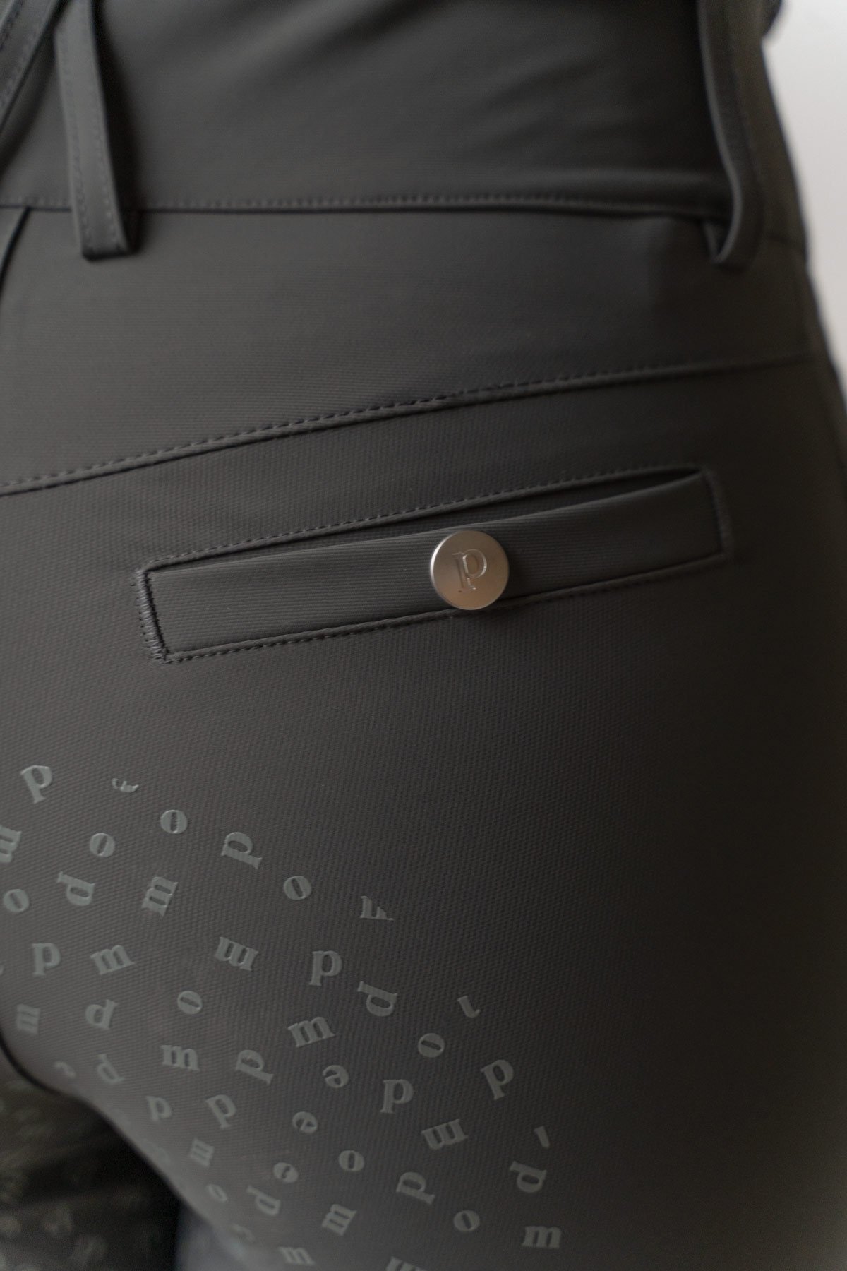 Nellie Dark Shadow Classic, Breeches - Image 3