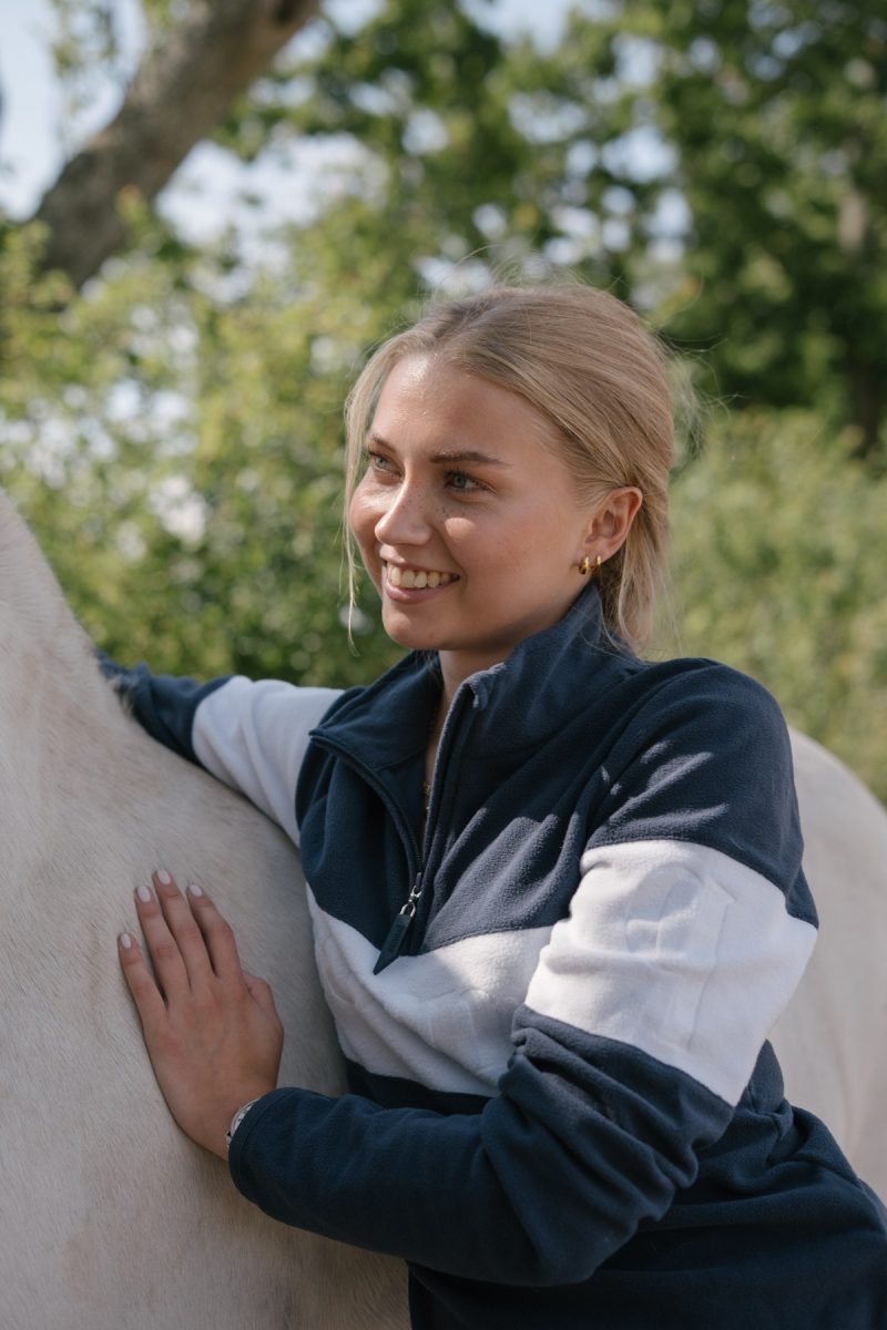 Alix Navy/White, Fleece